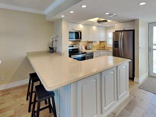 Pointe South 402 - 4