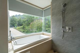 Sea view apartment with jacuzzi in Kalim - 2