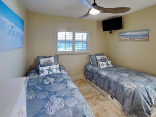 Pointe South 501 - 1