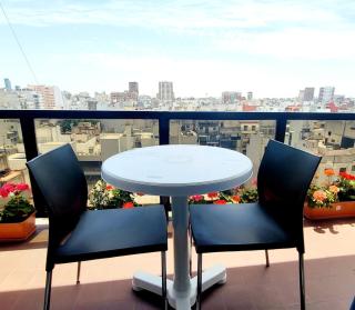 Recoleta Balcony, Open View and Pool - 2