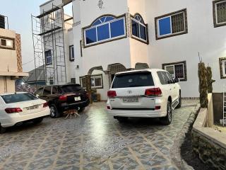 Top Base Apartments - 6