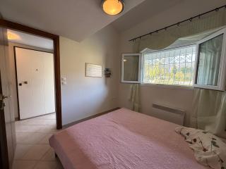 Cozy 2BR Apartment in Mola Kaliva with Sea View - 2