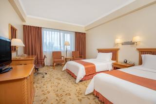 Holiday Inn Beijing Chang An West by IHG - 2
