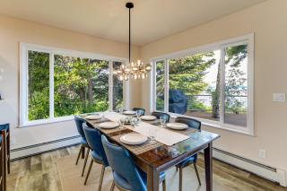 Snow Goose Point: Stunning Views & New Hot Tub! - 3