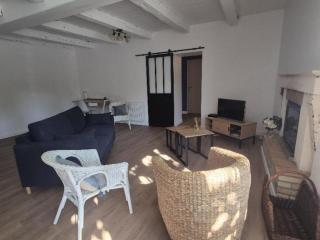 Maison moderne, animaux admis - 8 pers. - FR-1-879-30 - 9