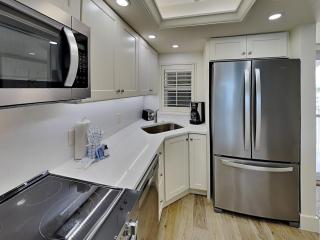 Pointe South 506 - 4