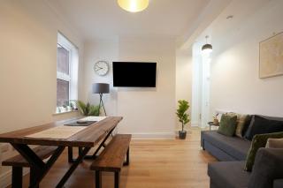 Modern 2 Bed Apt with Roof Terrace - Ecclesall Rd - Now Hosted by StayHostSave - 7