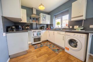 Quirky Home With Parking - 3 min from Kingsholm - Gloucester - 6
