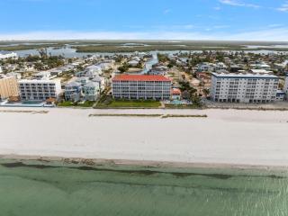 Pointe South 207 - 8