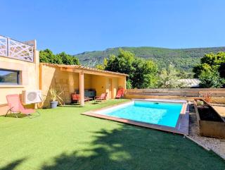 Villa Maëva, Idéal pour familles et groupes - 0