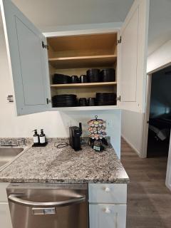 Earl Street Retreat Unit A - 2