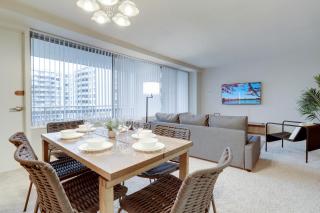 Prime Crystal City Stay Near Metro - 9