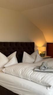 100 qm Ferienwohnung Solgård mit Balkon über den Dächern Tönnings, nahe St Peter Ording und der Nordsee - 8