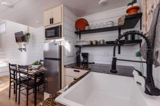 The Narrows Tiny Home - 6