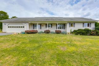 Home w/ Large Yard: 8 Mi to Holiday Valley Resort - 9