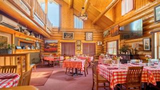 Dodge Peak Lodge - 6