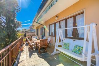 Blooming Villa Cos Lake View - Happy Rentals - 8
