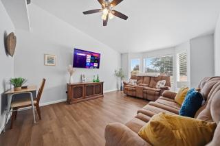 3 bed 2 bath remodeled home with river and mountain views - 6