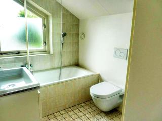 Coastal Bungalow w Garden - 7