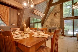 'Snuggle Inn' in the Heart of Chalet Village! - 7