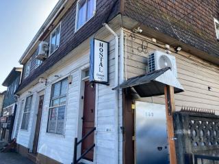 Hostal Cochrane - 9