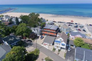 Lake Views, Hot Tub, Fire Pit & Private Yard on North Beach! - 0