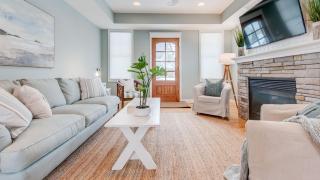 Lake Views, Hot Tub, Fire Pit & Private Yard on North Beach! - 5