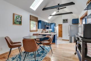 Charming 3 Bedroom Home w/Sun Porch & Sauna - 4