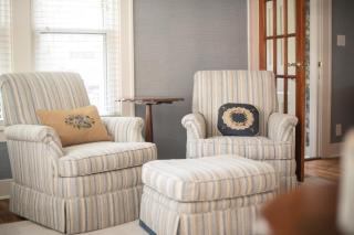 Charming Bungalow Near South Beach & Kid's Corner Park - 8