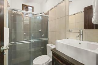 Tropical Retreat for 7 Near Coco Beach Pool Gated Community - 2