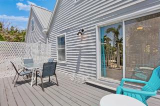Island Breeze - 8