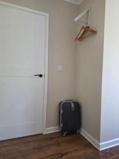 A Premium Academic Room, Parking, Girton College Walk - 8