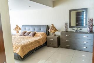 Luxurious House in Guadalajara Near Estadio Akron, Expo GDL - 5
