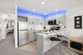 Top Floor Corner King Suite - Stunning Ocean and River Views - 6