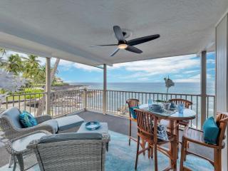 New Kona Ocean Front Gem! Top Floor End Unit, Easy Access - 7