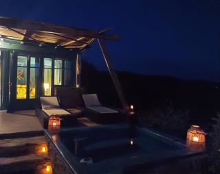 Kalliberry Cycladic hidden gem with outdoor bathtub - 2