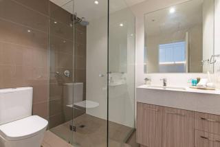 Vision Studio Apartment – Square View & Parking - 7