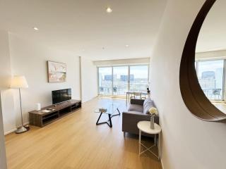 Vision 1BR Apartment – Square View & Parking - 0