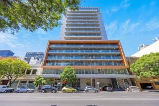 Vision 1BR Apartment – Square View & Parking - 7