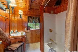 The Walpole Cabin - 4