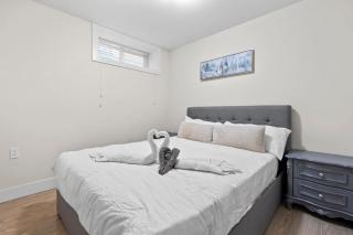 Private 2 bd 1 bath basment suit - 7