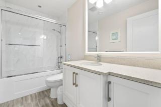 Private 2 bd 1 bath basment suit - 6