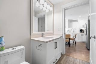 Private 2 bd 1 bath basment suit - 3