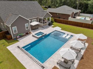 Pinehurst Area Oasis with Hot Tub and Pool - 7