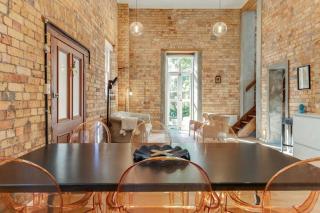 Chic City-Fringe Loft with Parking and Pool Table - 3