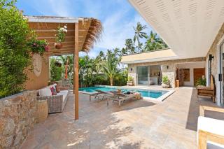 Family Pool Villa • 3BR • 5 Min to Maenam Beach - 0