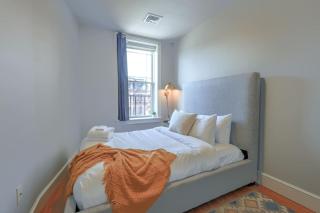 Back Bay Gem 1BR on Newbury Street - 8