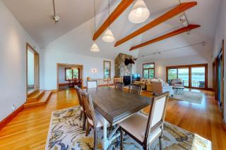 Moose House - 4