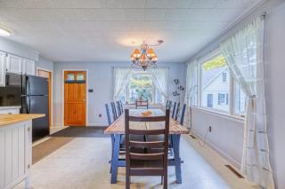 White Lobster Cottage - 1