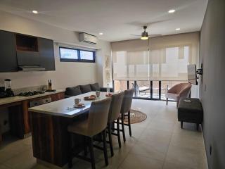 Fantastic location, 1 bedroom apartment 402 - 8